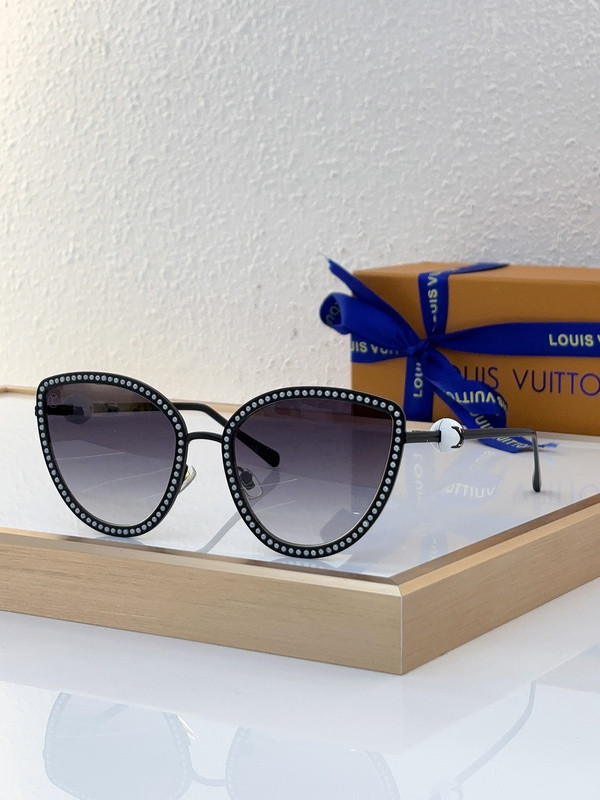 LV Sunglasses AAAA-4437