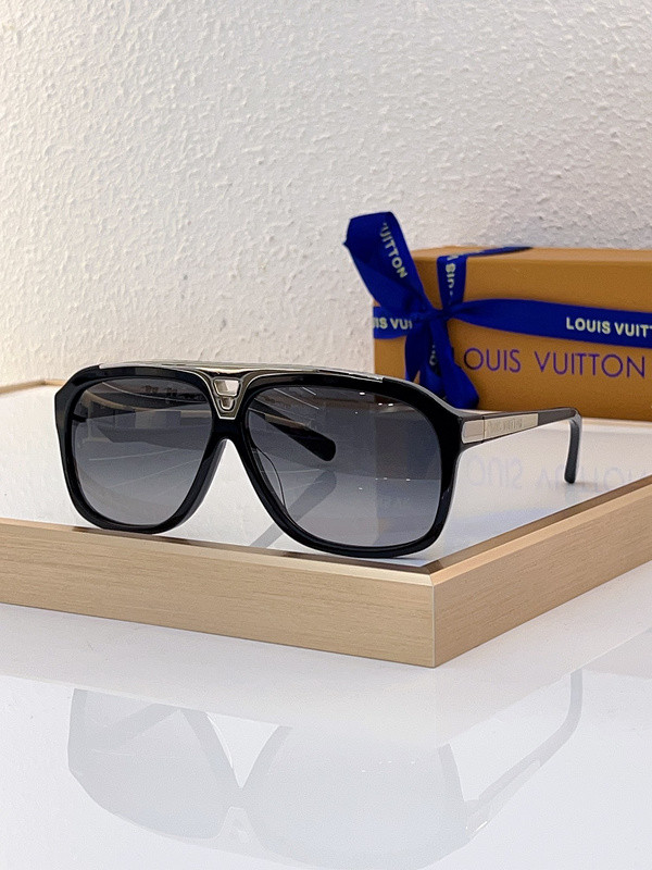 LV Sunglasses AAAA-4308