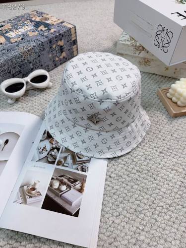 LV Bucket Hats AAA-413