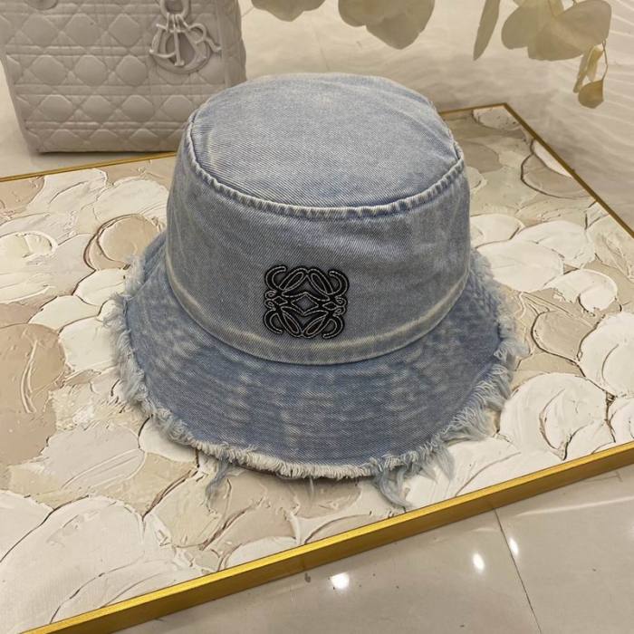 Loewe Bucket Hats AAA-173