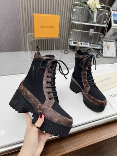 LV Women Shoes 1：1 Quality-1065
