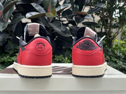 Super Max Perfect Jordan 1 women shoes-002