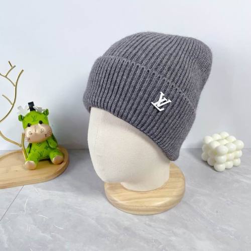 LV Hats AAA-1095