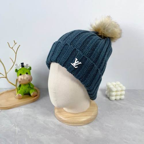 LV Hats AAA-1230