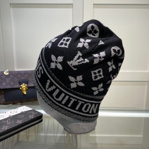 LV Hats AAA-1132