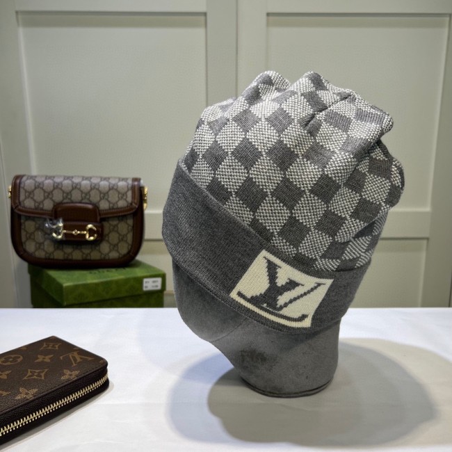 LV Hats AAA-1109