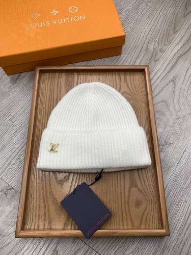 LV Hats AAA-1067