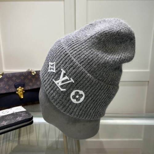 LV Hats AAA-1139