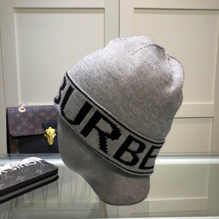 Burrerry Hats AAA-900