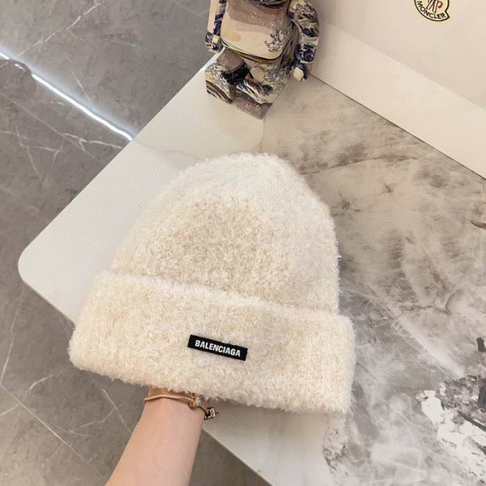 B Hats AAA-1147