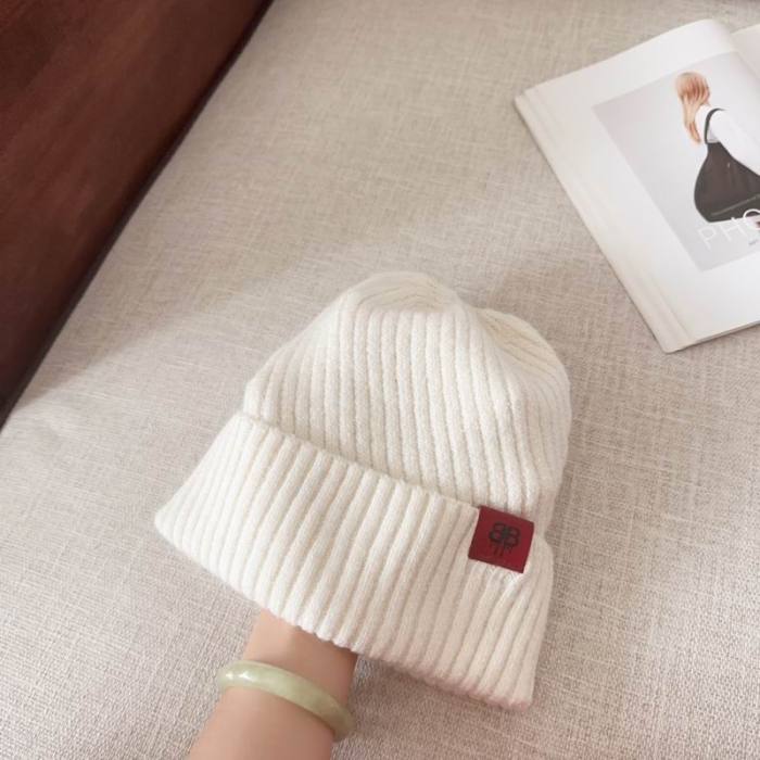 B Hats AAA-1185