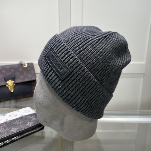 Versace Hats AAA-082