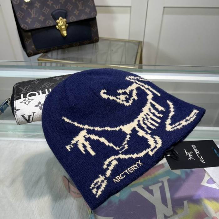 Other Hats AAA-083