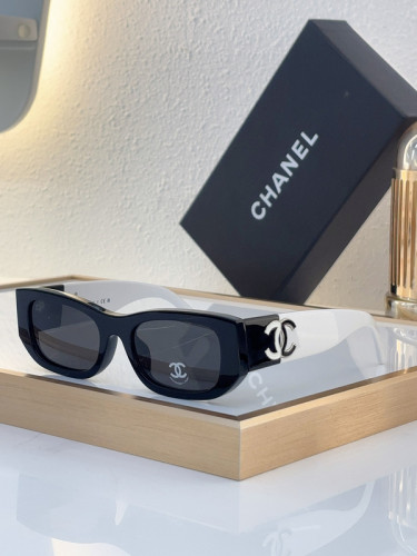 CHNL Sunglasses AAAA-4325
