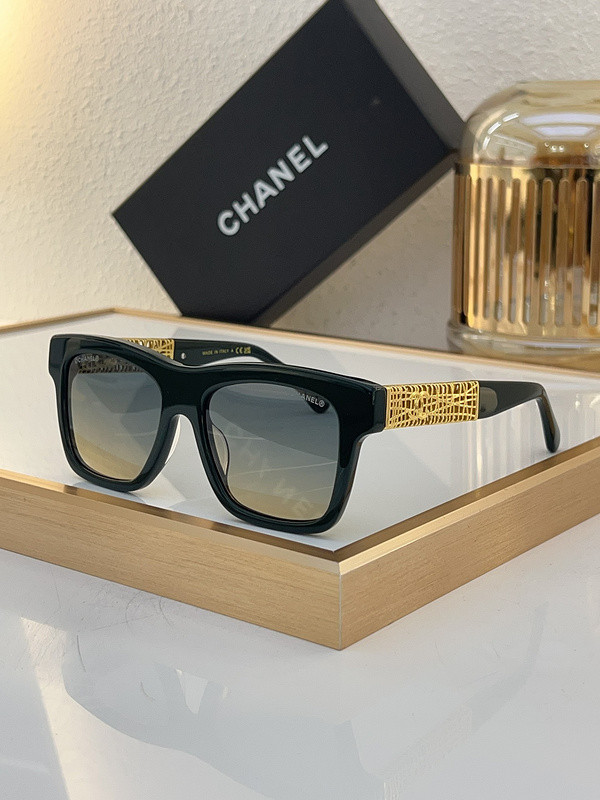 CHNL Sunglasses AAAA-4306