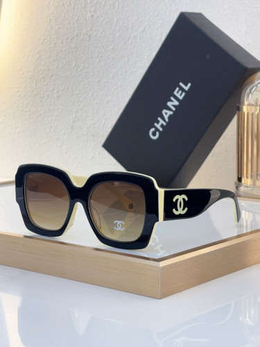 CHNL Sunglasses AAAA-4326