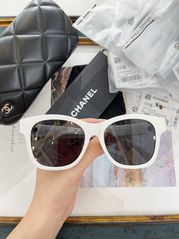 CHNL Sunglasses AAAA-4407
