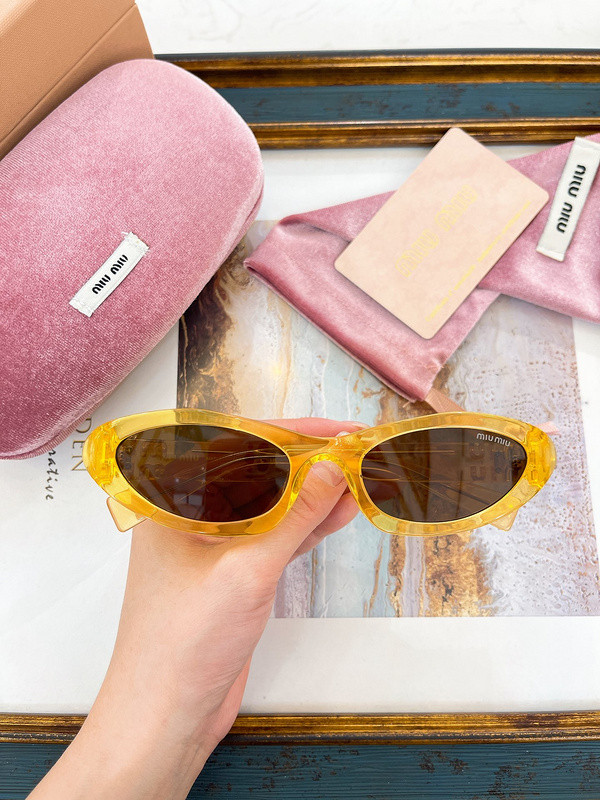 Miu Miu Sunglasses AAAA-1224