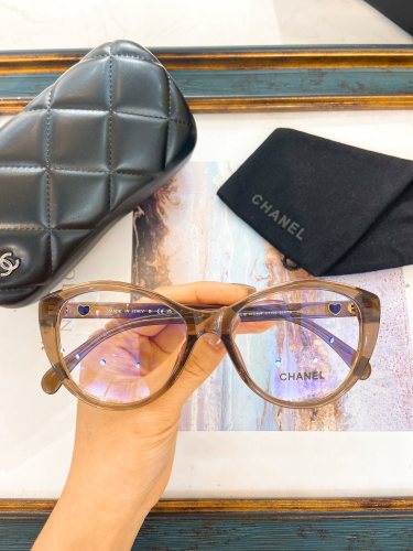 CHNL Sunglasses AAAA-4695