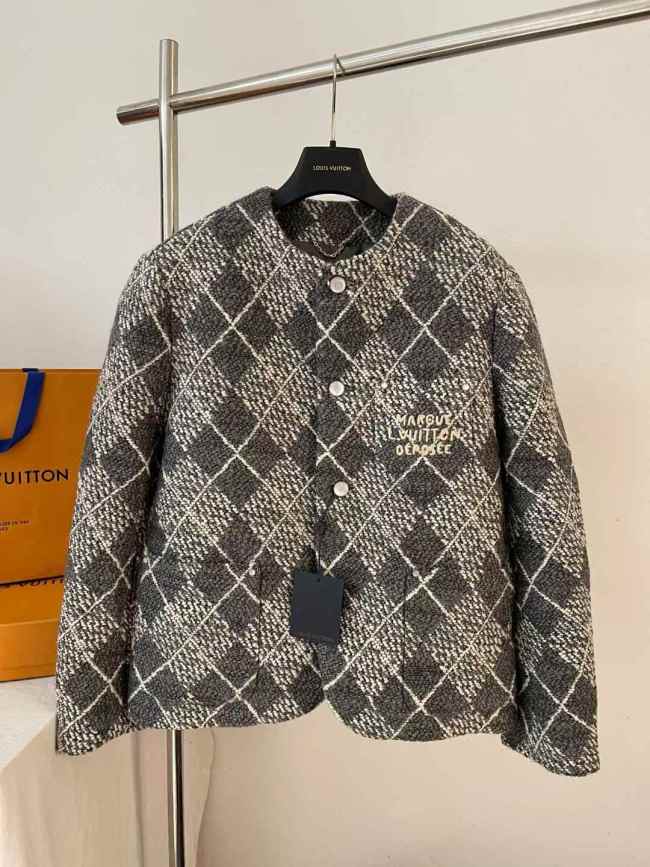 LV Jacket High End Quality-481