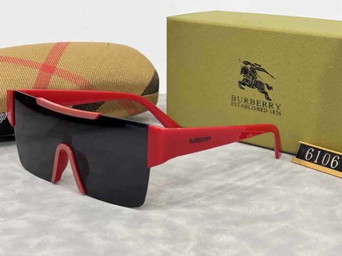 Burberry Sunglasses AAA-552