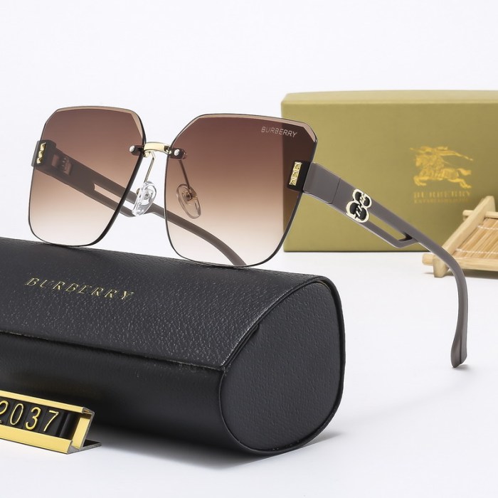 Burberry Sunglasses AAA-446