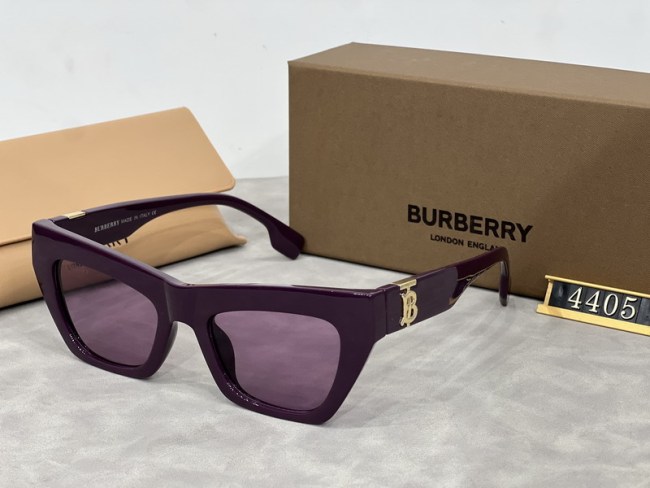 Burberry Sunglasses AAA-525
