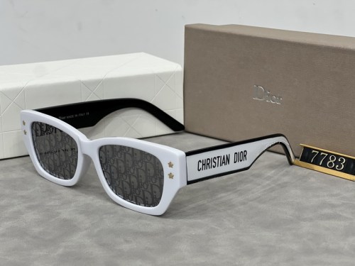 Dior Sunglasses AAA-1019