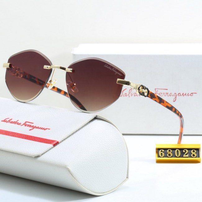 Ferragamo Sunglasses AAA-031