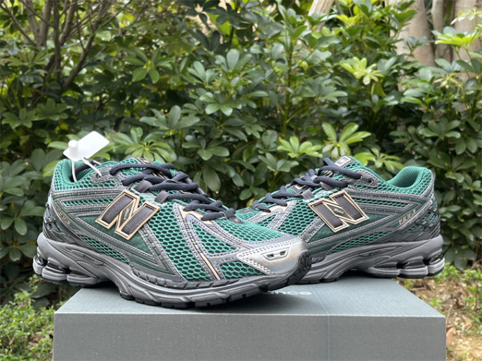 NB Shoes High End Quality-304