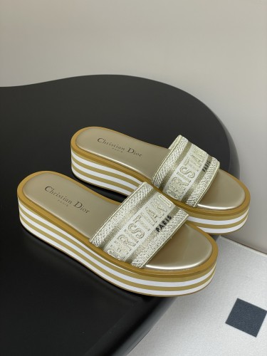Dior women slippers 1：1 quality-410