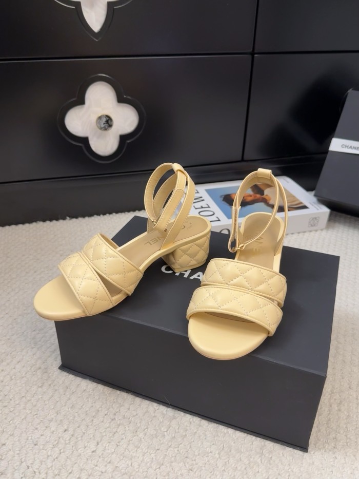 CHNL women slippers 1：1 quality-999