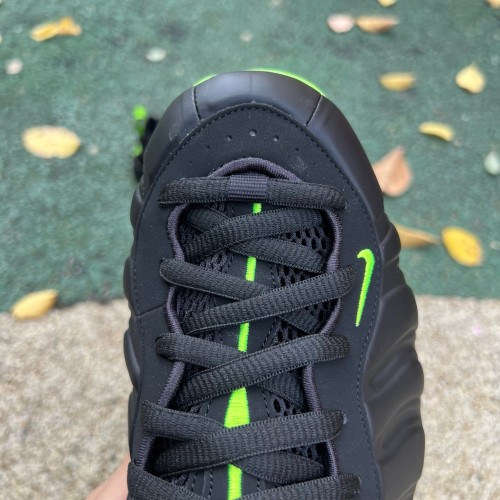 Authentic Nike Air Foamposite One “Black Volt”