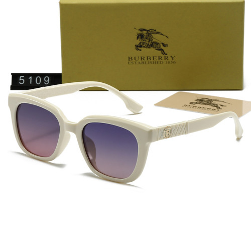 Burberry Sunglasses AAA-153