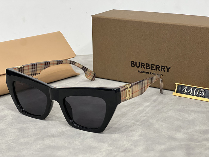 Burberry Sunglasses AAA-084