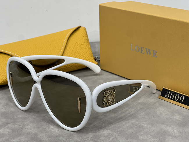 Loewe Sunglasses AAA-052