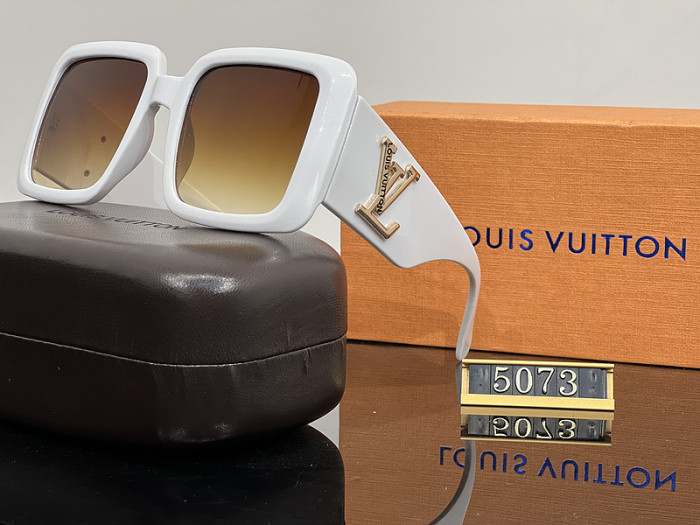 LV Sunglasses AAA-413