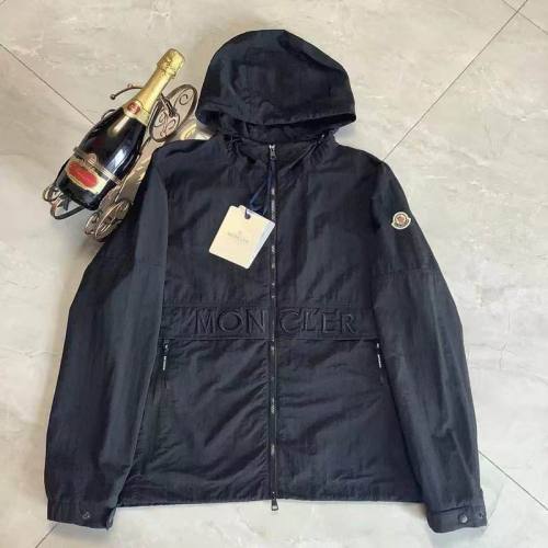Moncler Coat men-513