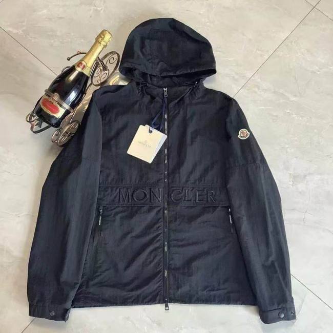 Moncler Coat men-513