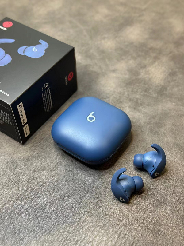BEATS FIT PRO