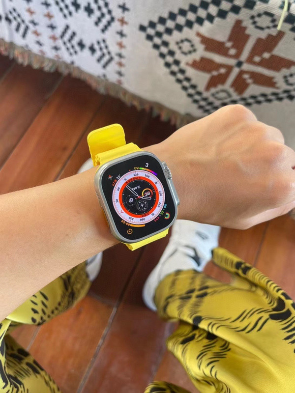 Apple Watch Series 8 Apple Watch Ultra