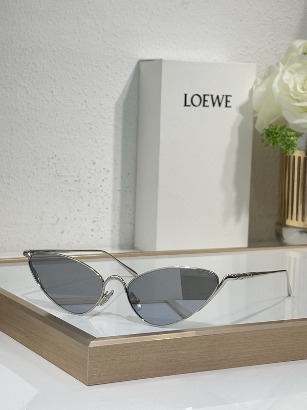Loewe Sunglasses AAAA-961