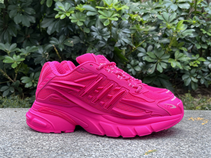 Pharrell Willams x AD Jellyfish-001