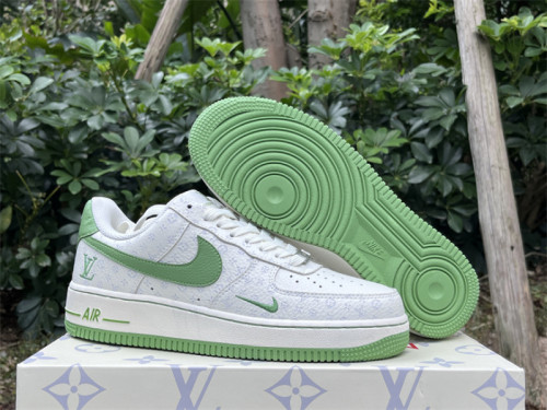 Authentic Nike Air Force-012