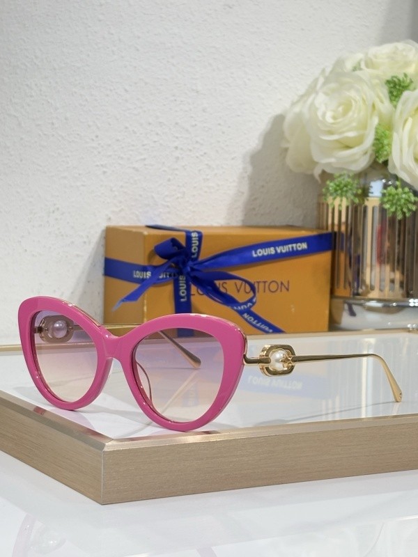 LV Sunglasses AAAA-6908