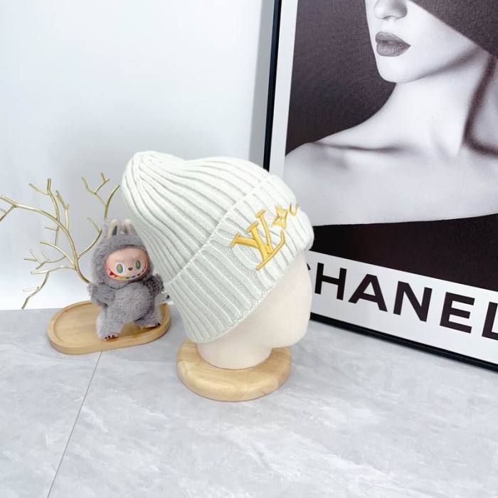LV Hats AAA-1599