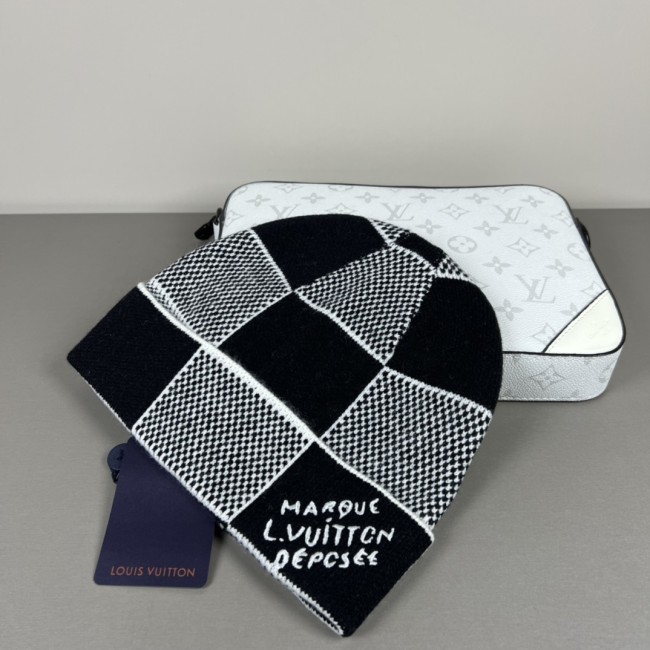 LV Hats AAA-1386