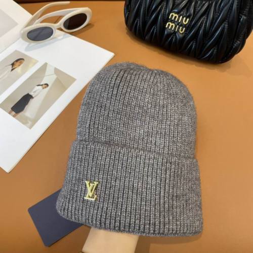 LV Hats AAA-1471