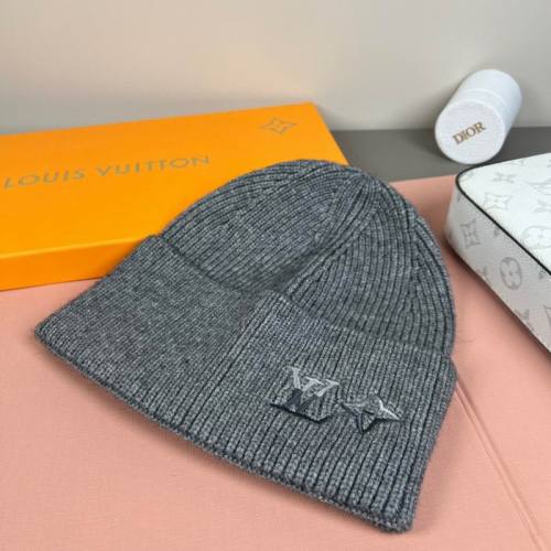 LV Hats AAA-1479