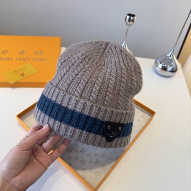LV Hats AAA-1325